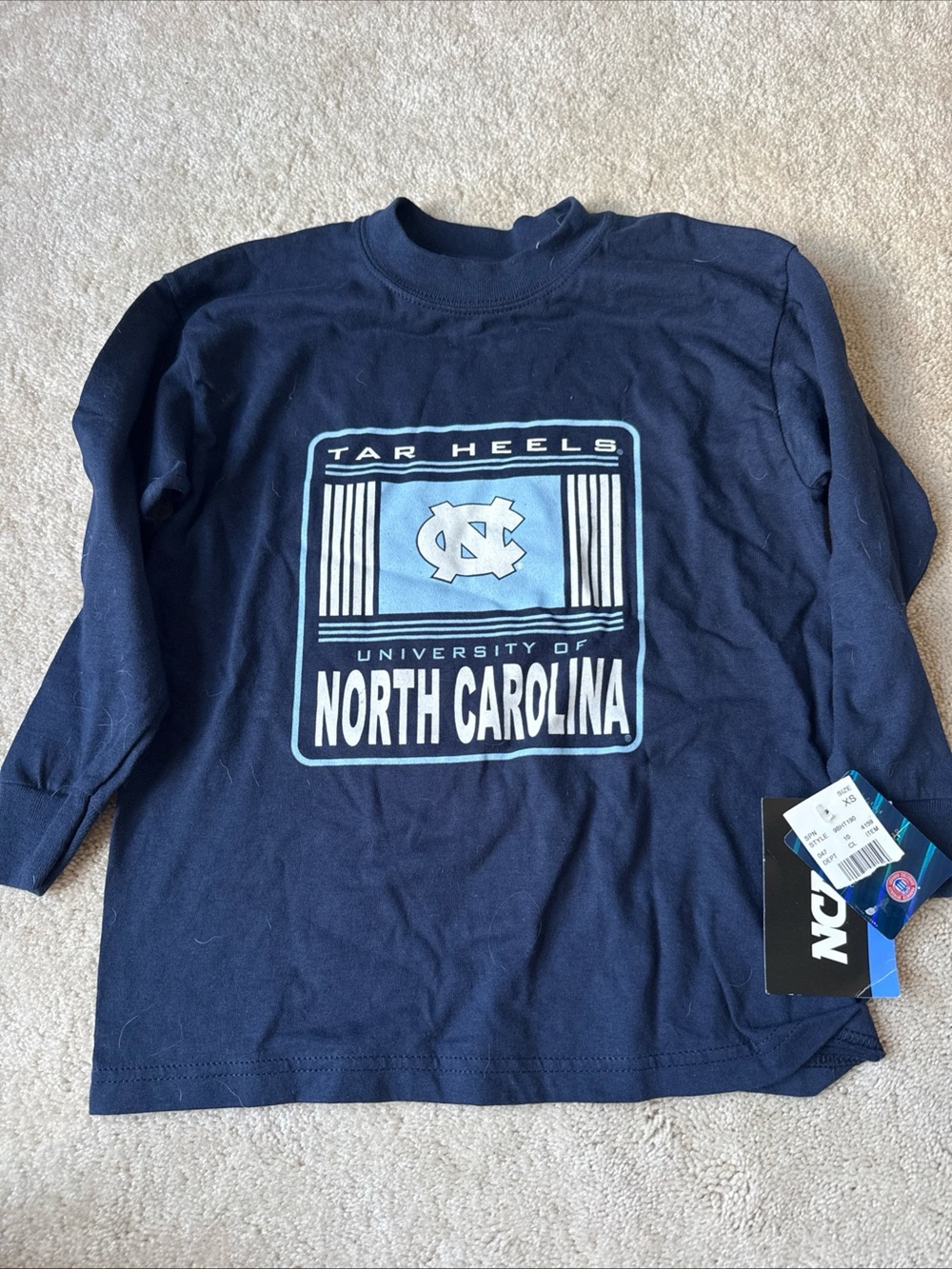 NCAA North Carolina Tar Heels Long-Sleeve Tee - Navy/Light Blue